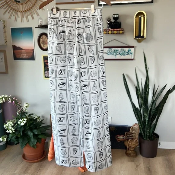 NWT Love + Harmony Women's Black and White Seashell Beach Pants - Size M - Picture 3 of 6